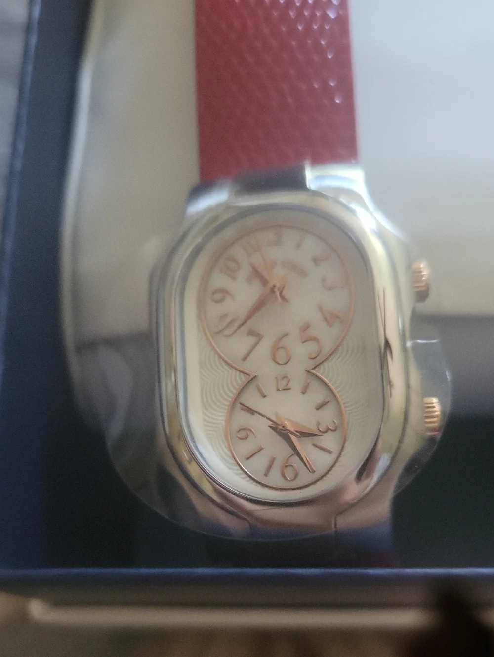 Philip stein HOST PICK  sig small double Red Pebble  Leather Watch Boxed Papers